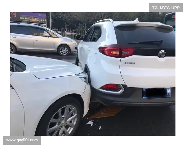 2021年全球赛事撞车事故深度回顾与安全反思启示录